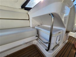 REGAL MARINE - REGAL 3350 - exteriors