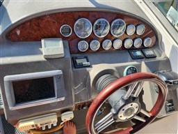 REGAL MARINE - REGAL 3350 - exteriors