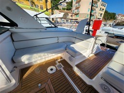 REGAL MARINE - REGAL 3350 - exteriors