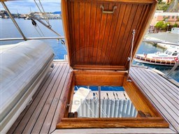 HERSHINE MARINE - HERSHINE 37 - exteriors