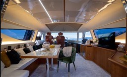 FIBERGLASS - FASHION 68 - interiors