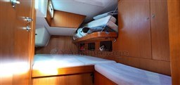 COMAR YACHTS - COMET 45s - interiors