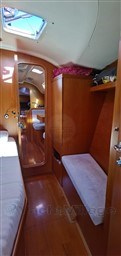 COMAR YACHTS - COMET 45s - interiors