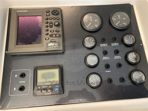 AZIMUT YACHTS - AZIMUT 43 - electronic
