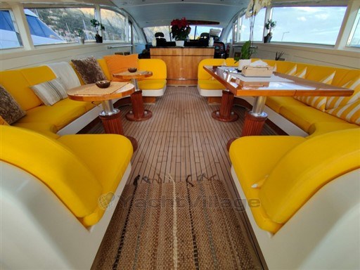 CANTIERE NAVALE ARNO - LEOPARD 27 - exteriors
