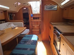 COMAR YACHTS - COMET 41S - interiors