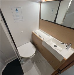 BENETEAU - FIRST 50 - interiors