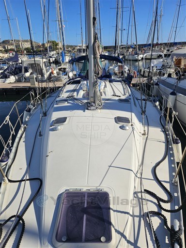 JEANNEAU - SUN ODYSSEY 42.2 - exteriors