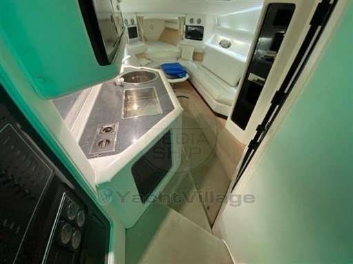 FOUNTAIN POWERBOATS - FOUNTAIN 47 - interiors