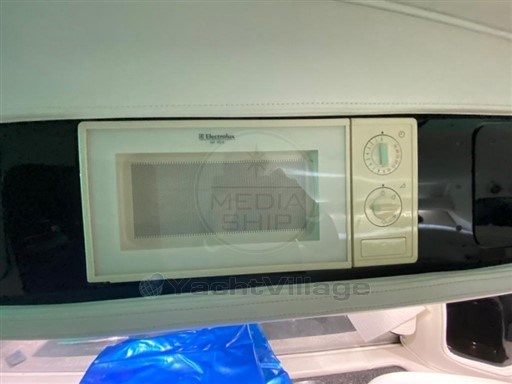 FOUNTAIN POWERBOATS - FOUNTAIN 47 - interiors