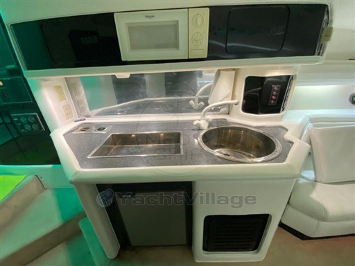 FOUNTAIN POWERBOATS - FOUNTAIN 47 - interiors