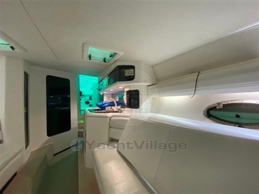 FOUNTAIN POWERBOATS - FOUNTAIN 47 - interiors