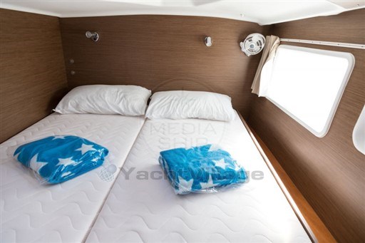 LAGOON YACHTS - LAGOON 380 - interiors