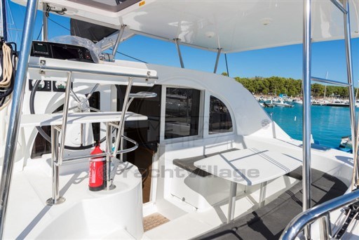 LAGOON YACHTS - LAGOON 380 - exteriors