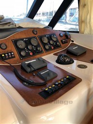 CANTIERI DI LIVORNO - SPACE 36 FLY - interiors