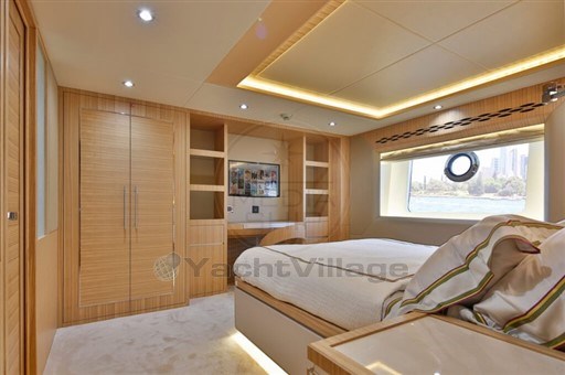 GULF CRAFT - NOMAD 65 - interiors