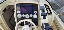 INVICTUS YACHT - INVICTUS CX270 - electronic