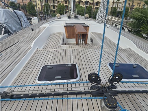 COMAR YACHTS - COMET 65s - exteriors