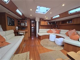 COMAR YACHTS - COMET 65s - interiors
