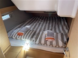 DUFOUR YACHTS - DUFOUR 430 - interiors