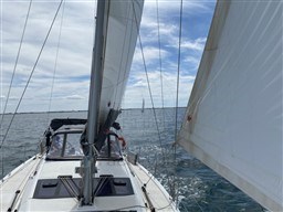 DUFOUR YACHTS - DUFOUR 430 - exteriors