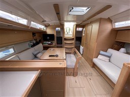 DUFOUR YACHTS - DUFOUR 430 - interiors