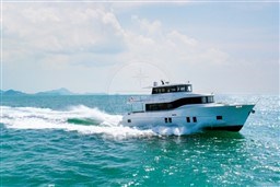 GULF CRAFT - NOMAD 65 SUV - exteriors