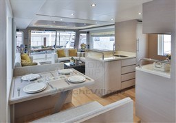 GULF CRAFT - NOMAD 65 SUV - interiors