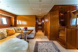 CANTIERE NAVALE ARNO - LEOPARD 24 - interiors