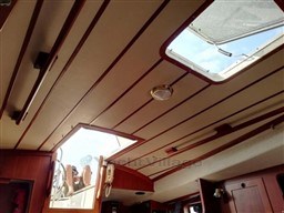 HALLBERG RASSY - HALLBERG RASSY 352 - interiors
