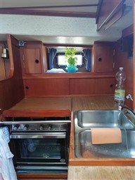 HALLBERG RASSY - HALLBERG RASSY 352 - interiors