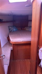 COMAR YACHTS - COMET 45s - interiors