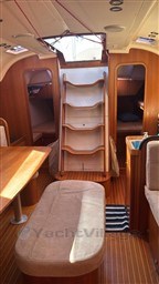 COMAR YACHTS - COMET 45s - interiors