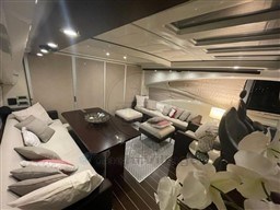 AZIMUT YACHTS - AZIMUT 68 S - interiors