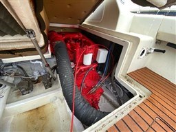 CAYMAN YACHTS - CAYMAN 30 FLY - motors