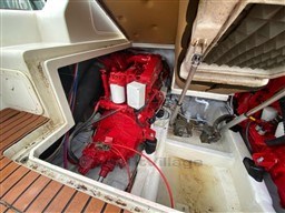 CAYMAN YACHTS - CAYMAN 30 FLY - motors