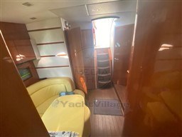 AIRON MARINE - AIRON MARINE 4300 T-TOP - interiors