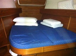 JEANNEAU - SUN ODYSSEY 45 - interiors