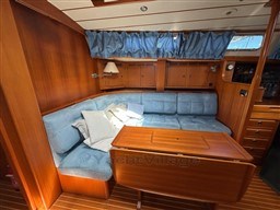 HALLBERG RASSY - HALLBERG RASSY 53 - interiors