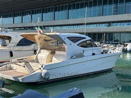 CAYMAN YACHTS - CAYMAN 43 - exteriors