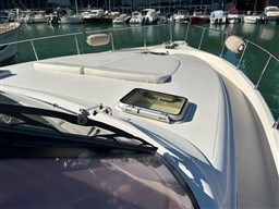CAYMAN YACHTS - CAYMAN 43 - exteriors