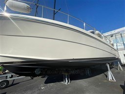 CAYMAN YACHTS - CAYMAN 43 - exteriors