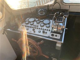 INTERMARINE - V 50 - interiors