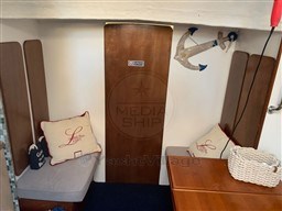 INTERMARINE - V 50 - interiors