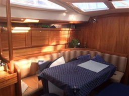 DELPHIA YACHTS - DELPHIA 40 - interiors