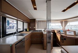 LAGOON YACHTS - LAGOON 46 - interiors