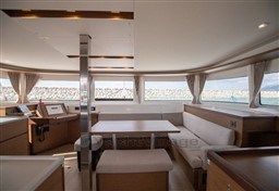 LAGOON YACHTS - LAGOON 46 - interiors