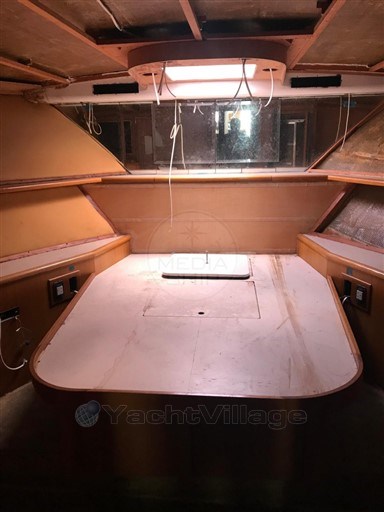 HATTERAS YACHTS - HATTERAS 65 - interiors