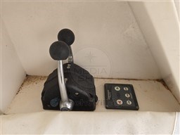 BERTRAM YACHTS - BERTRAM 390 CONVERTIBLE - exteriors