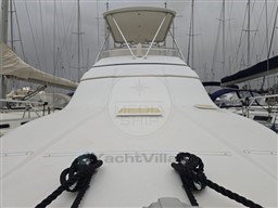 BERTRAM YACHTS - BERTRAM 390 CONVERTIBLE - exteriors